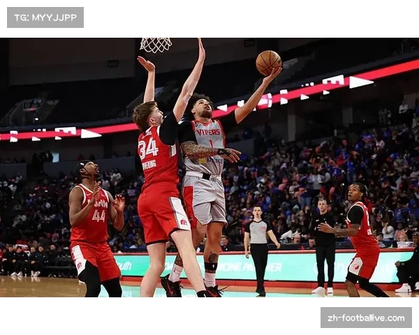 尼克斯进攻效率122.0排名第二，布伦森急停跳投命中率创新高